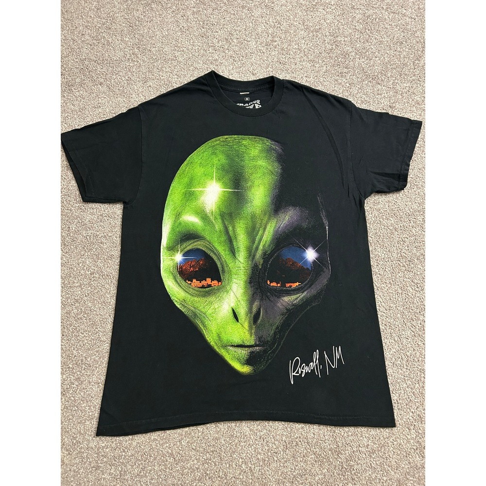 Strange Daze Roswell NM Alien T-Shirt Mens M Black Excellent Graphic Tee